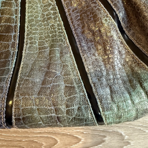 Metallic blue/charcoal pleated hobo shoulder bag - Picture 5 of 13